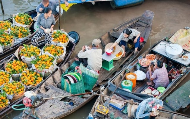 Tham quan chợ nổi Ngã Năm Sóc Trăng, khám phá nét đặc trưng vùng sông nước