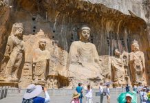 Khám phá hang đá Long Môn – kỳ quan hàng nghìn tuổi nổi tiếng Trung Quốc Khám phá hang đá Long Môn - kỳ quan hàng nghìn tuổi nổi tiếng Trung Quốc